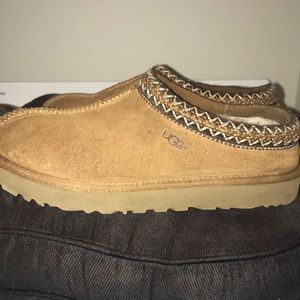 Women’s Ugg Tasman slippers